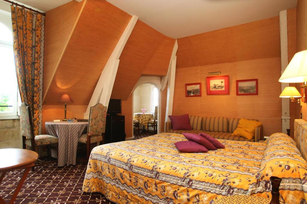 Chateau De La Verie Challans Phòng bức ảnh